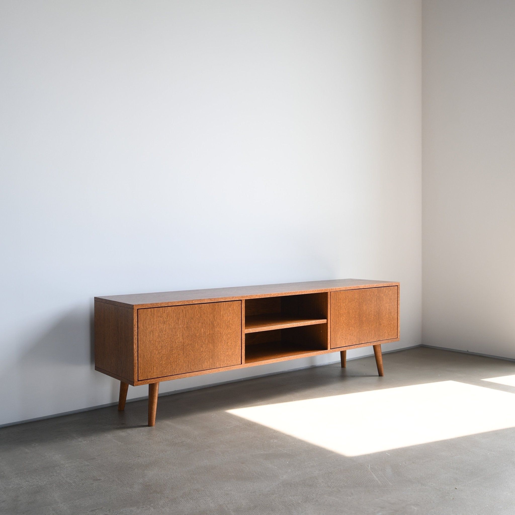 Komoda LOTV - Pastform Furniture
