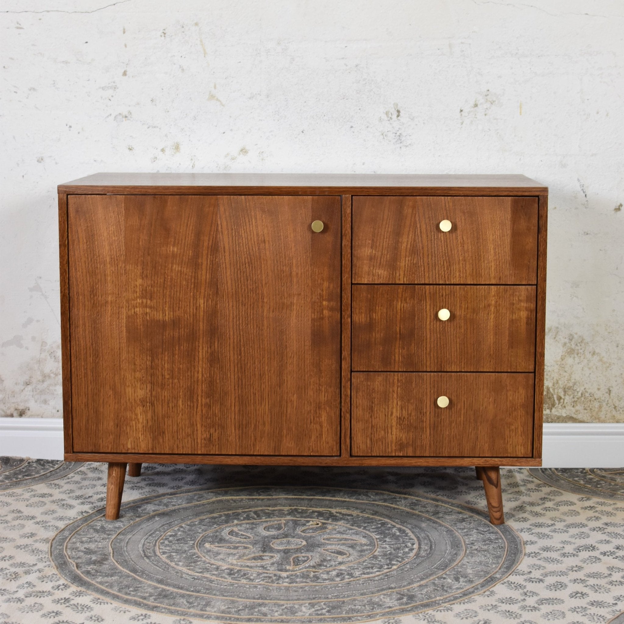 Komoda Vina - Pastform Furniture