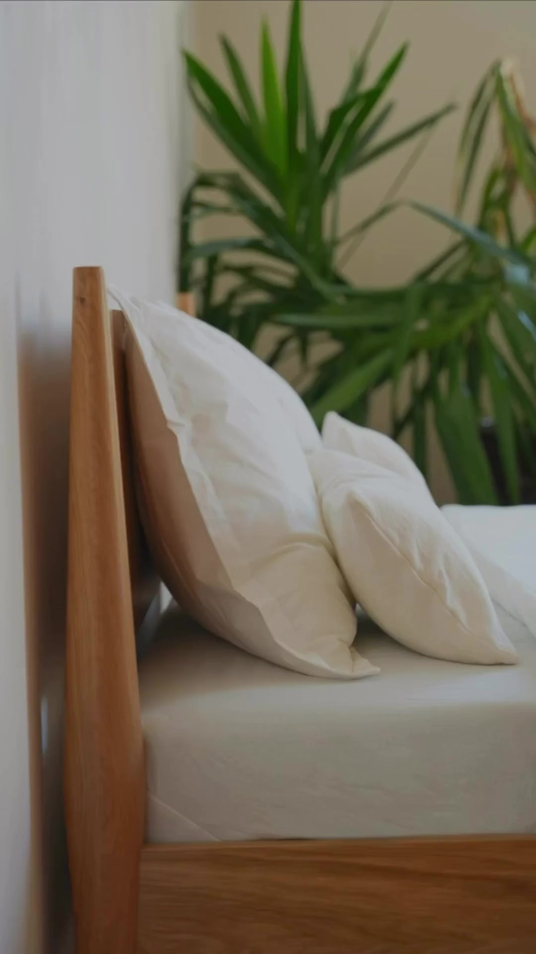 Load video: AURA Bed – assembly video