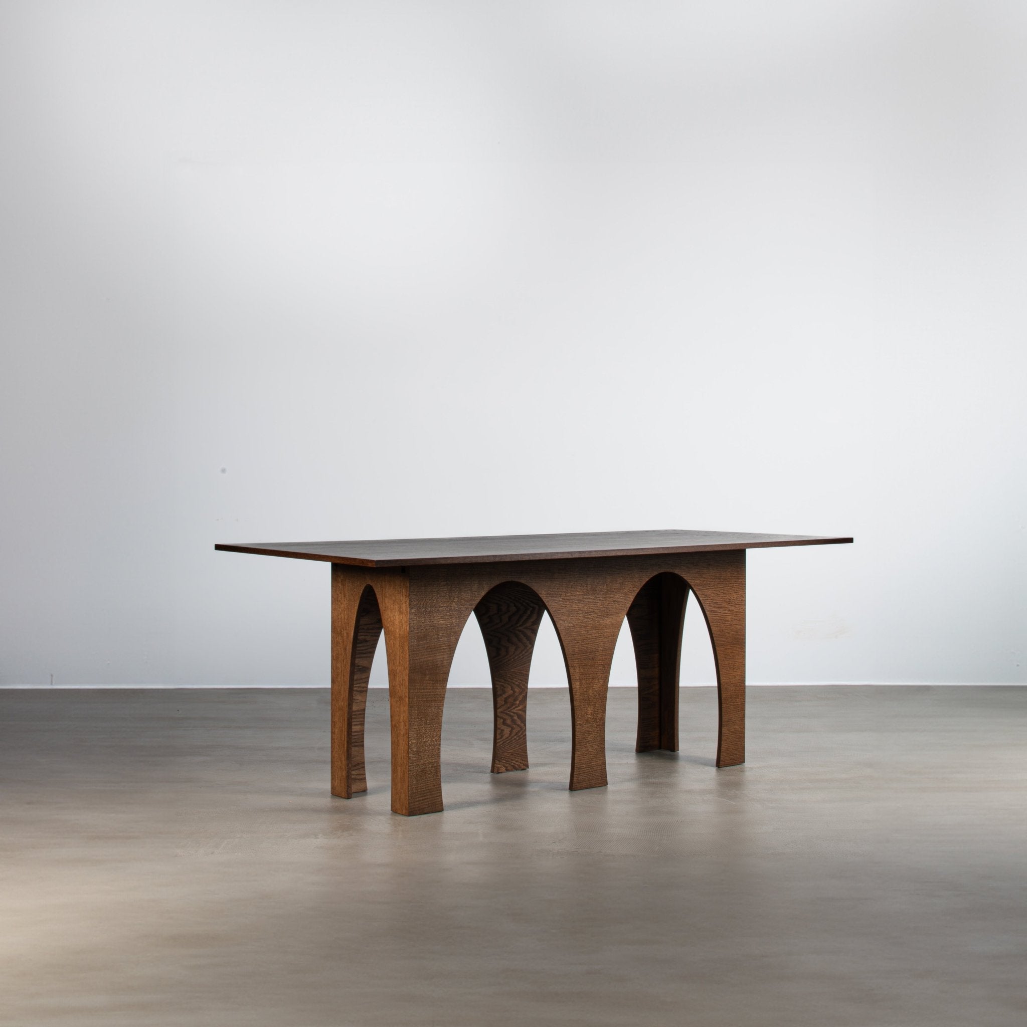 Stół ARCHE - Pastform Furniture
